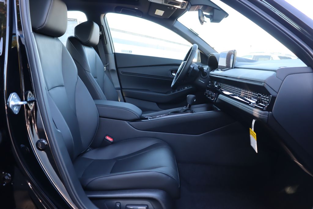 2025 Honda Accord Hybrid Sport-L photo 19