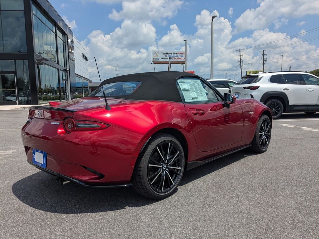 2025 Mazda MX-5 Miata Miata Grand Touring photo 4