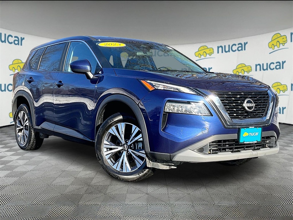 2023 Nissan Rogue SV's photo