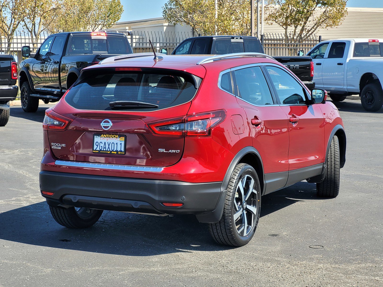 2020 Nissan Rogue Sport SL photo 4