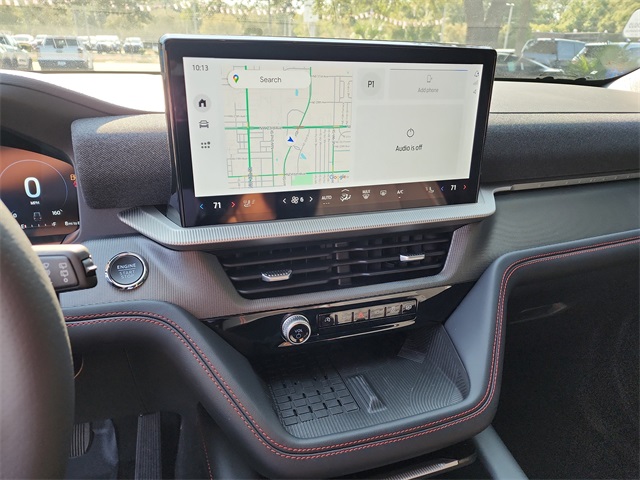 2025 Ford Explorer ST-Line photo 16