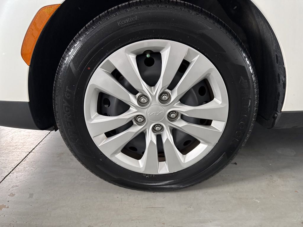 2022 Kia Soul LX photo 12