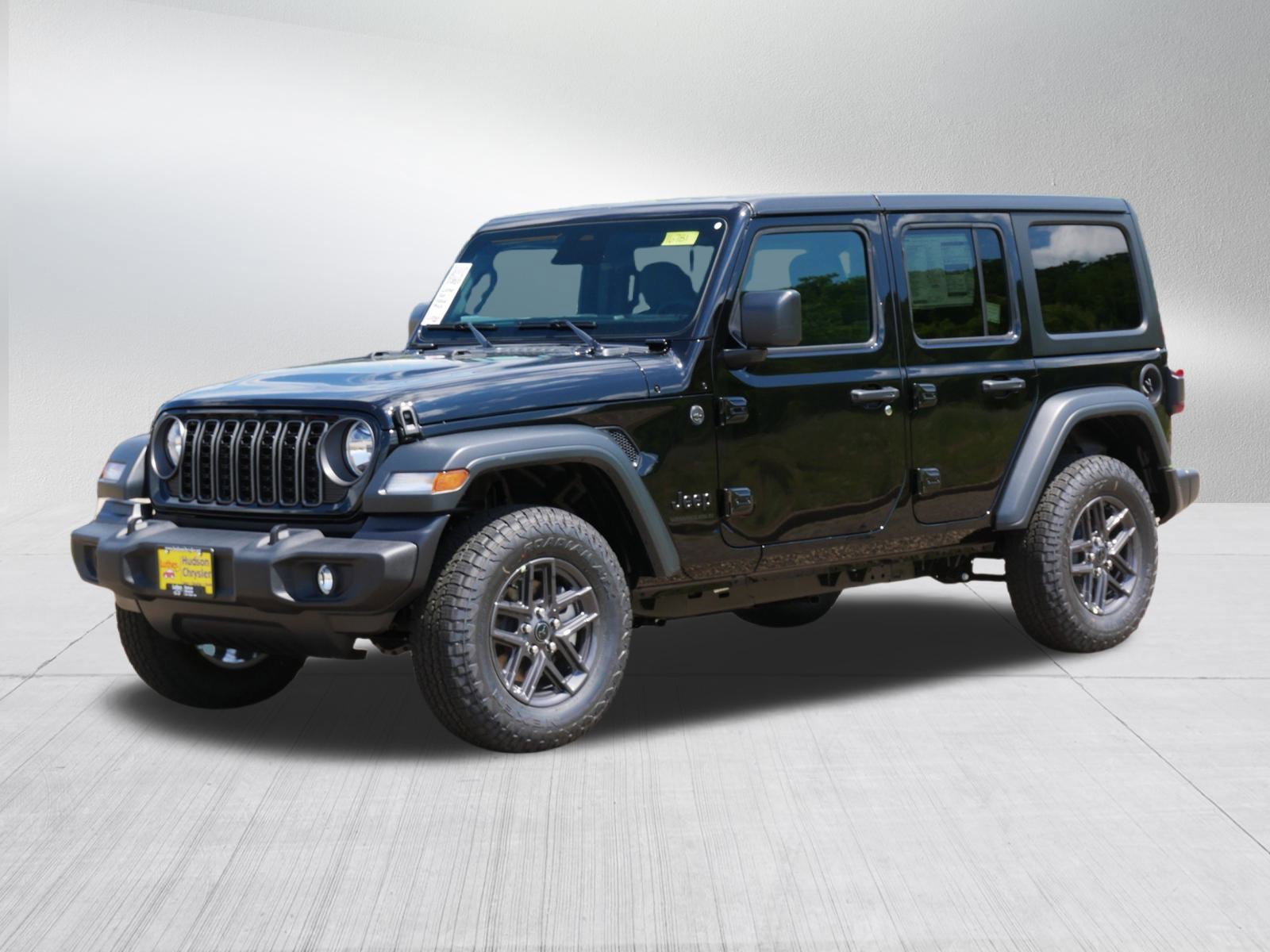 2025 Jeep Wrangler Sport S photo 4