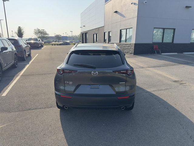 2025 Mazda CX-30 2.5 S Preferred photo 5