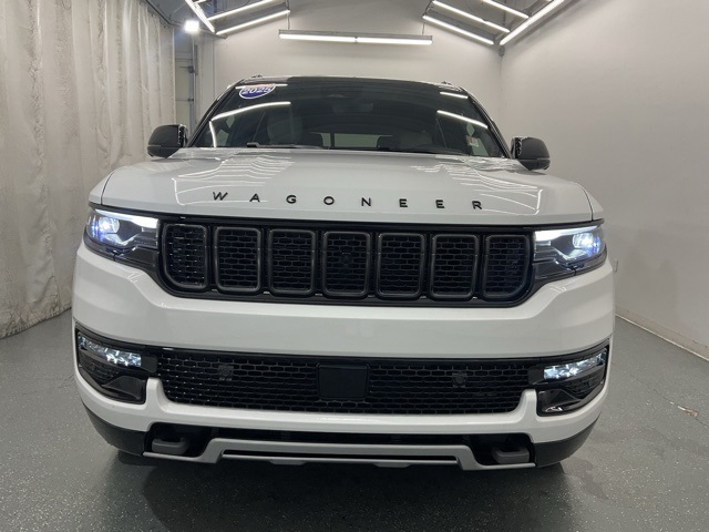 2025 Jeep Wagoneer Series II photo 2