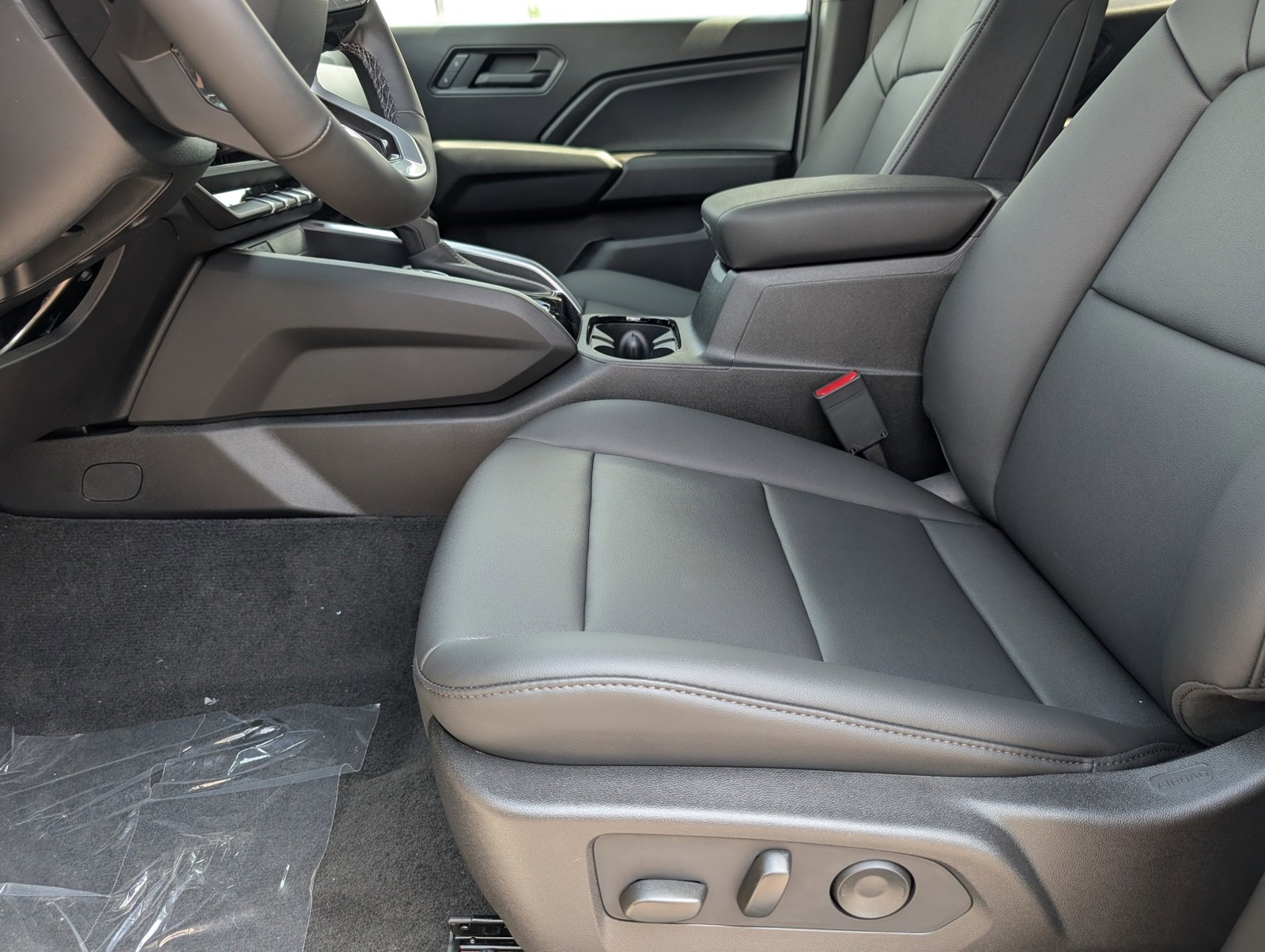 2026 Chevrolet Colorado Trail Boss photo 5