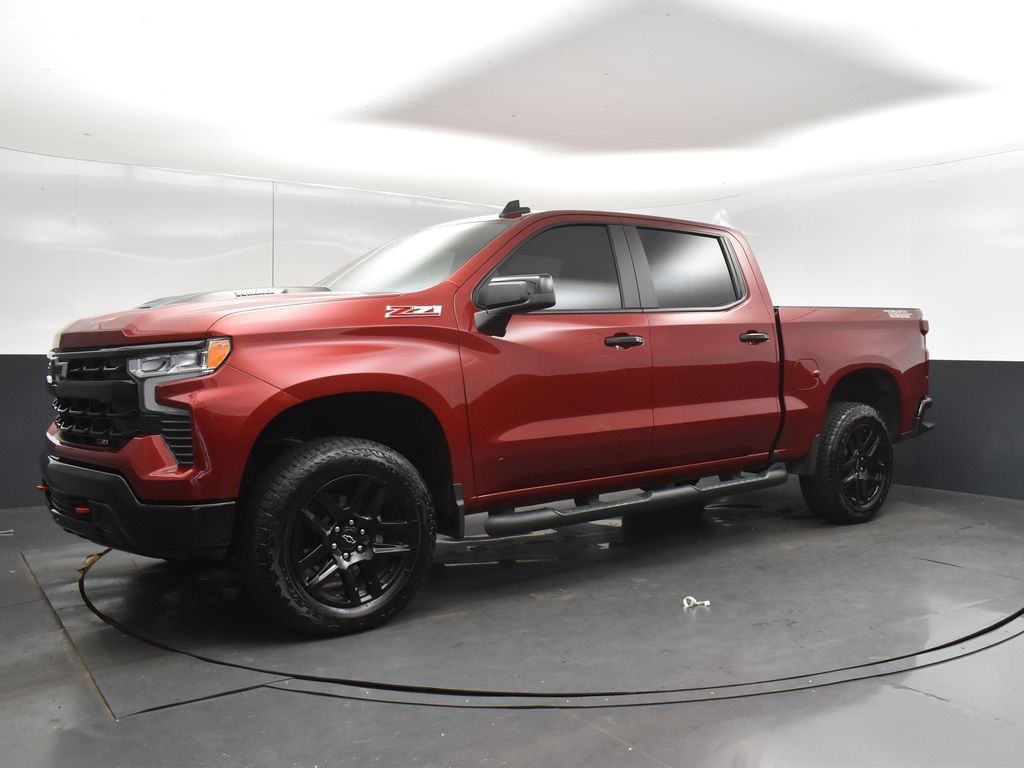 2025 Chevrolet Silverado 1500 LT Trail Boss photo 2