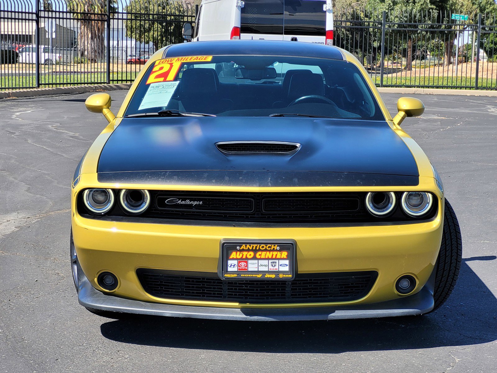 2021 Dodge Challenger R/T photo 2