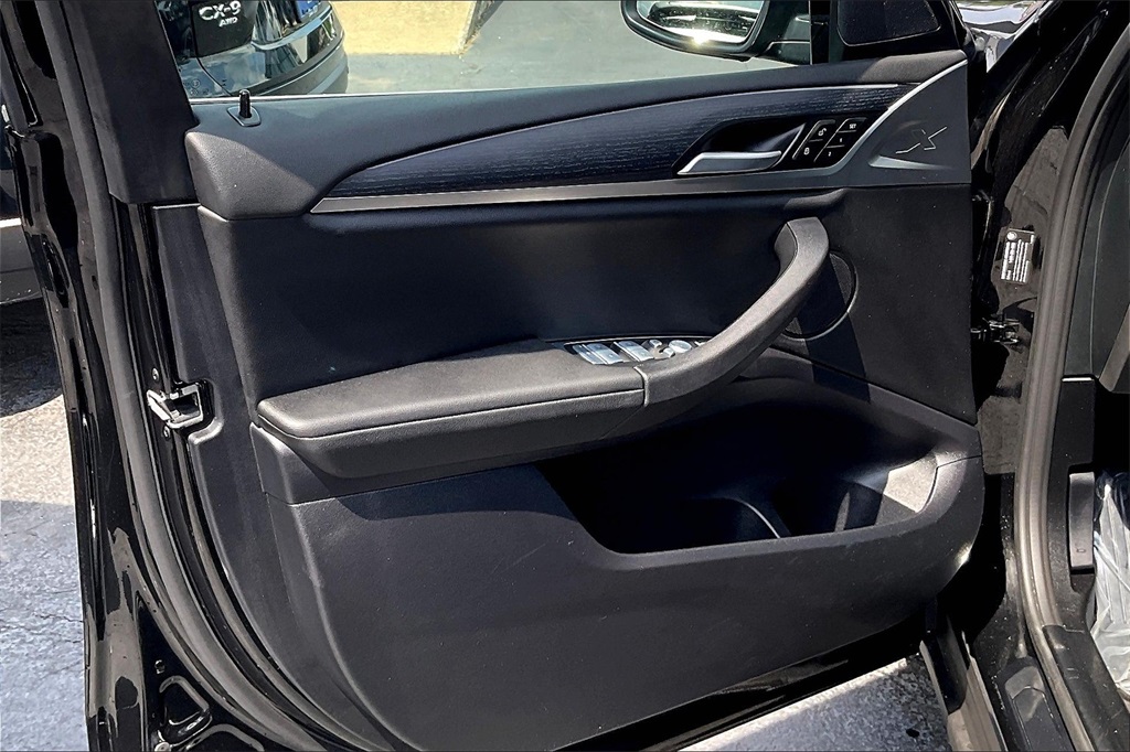 2023 BMW X3 - Image 22
