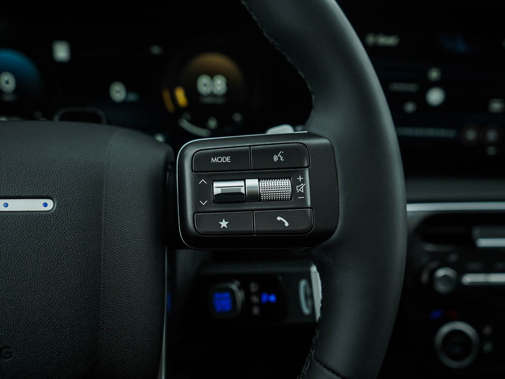 2026 Hyundai Palisade Limited photo 18