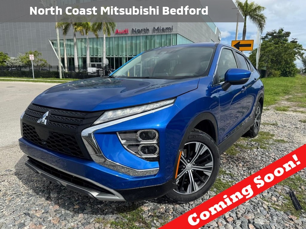 2022 Mitsubishi Eclipse Cross SE's photo