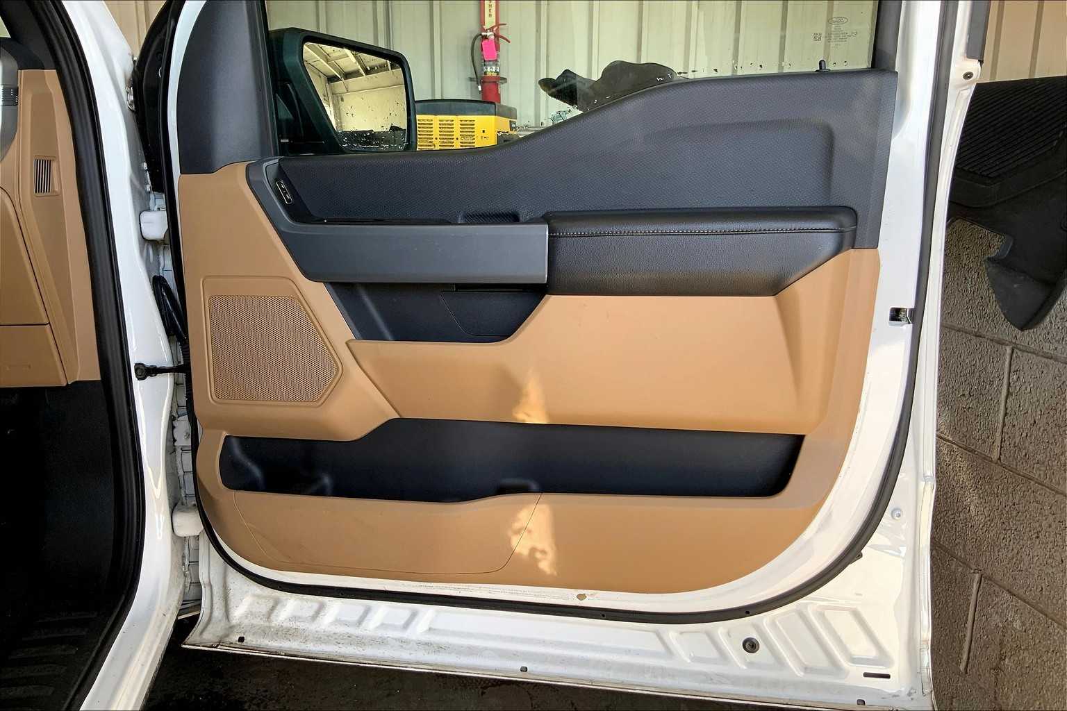 2023 Ford F-150 XLT photo 19