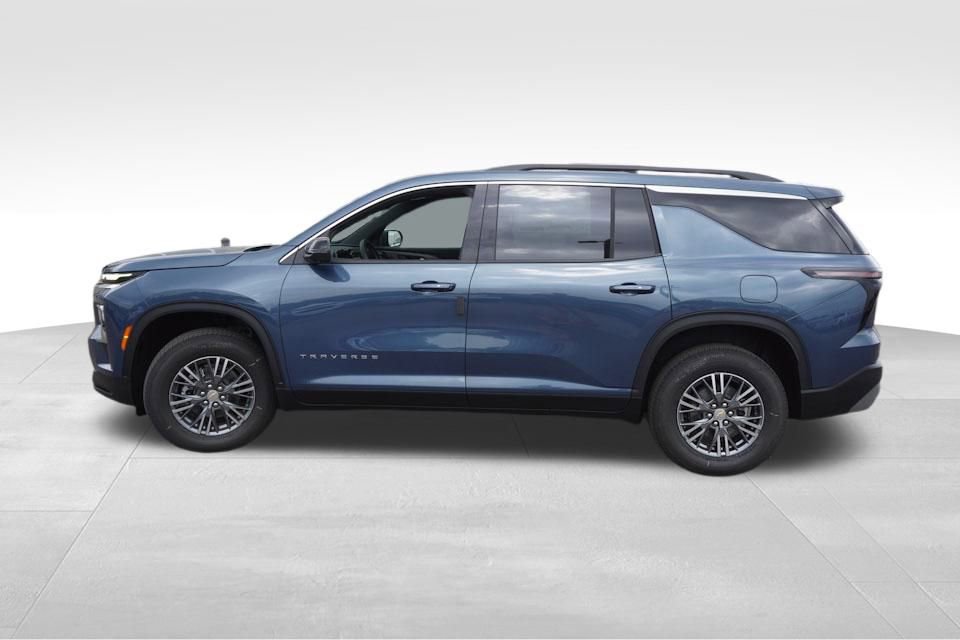 2025 Chevrolet Traverse photo 5