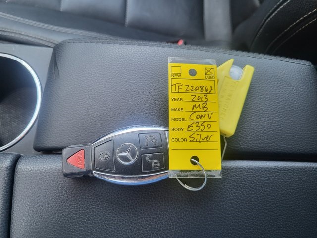 2013 Mercedes Benz E 350 photo 22
