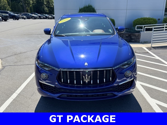 2022 Maserati Levante GT photo 2