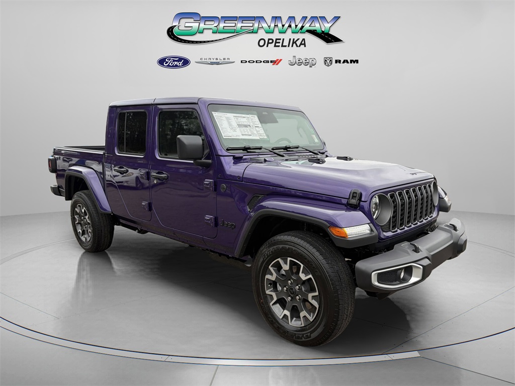2026 Jeep Gladiator Sahara's photo