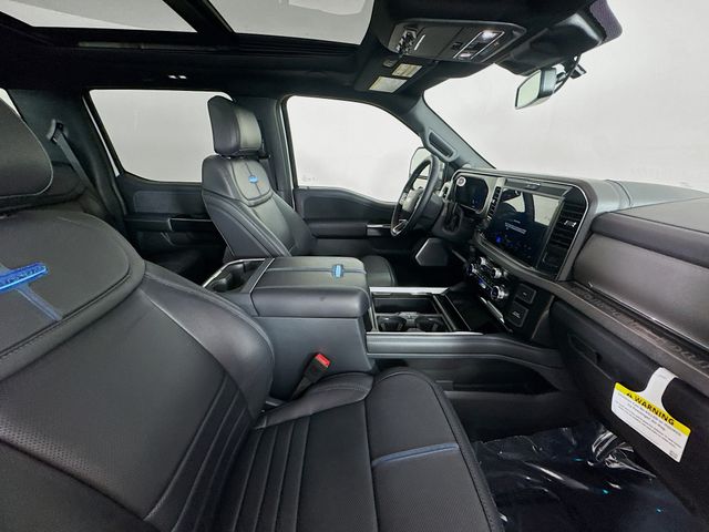 2025 Ford F-450 photo 29