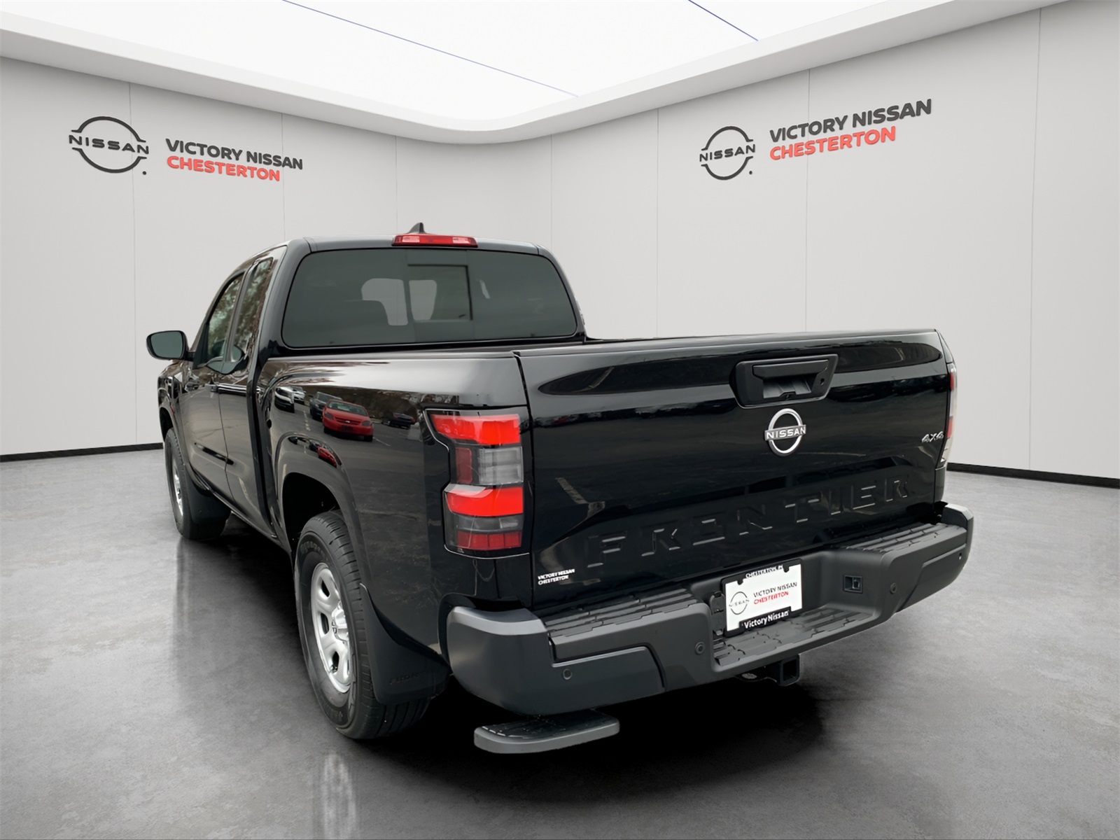 2026 Nissan Frontier photo 3