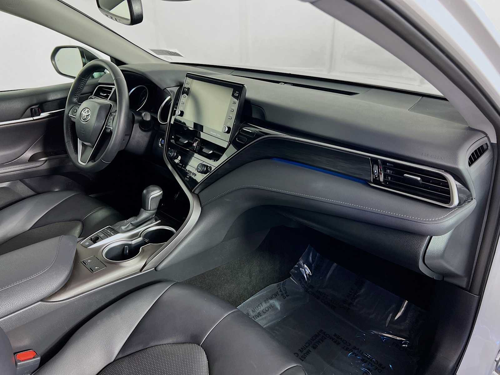 2023 Toyota Camry XLE photo 26