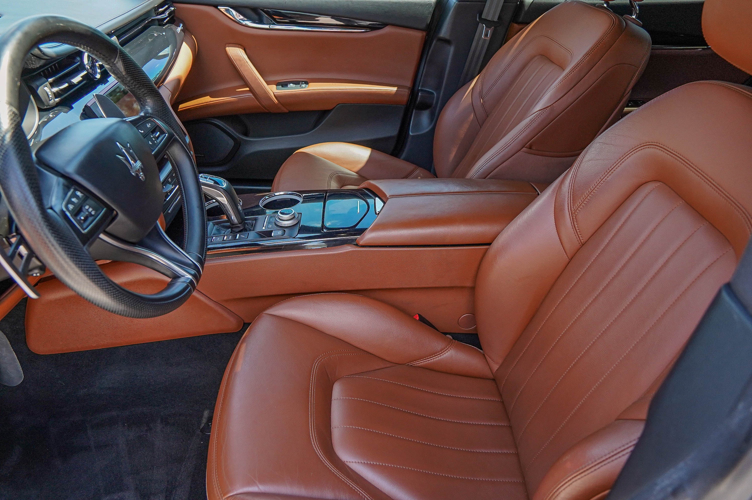 2022 Maserati Quattroporte Modena photo 9