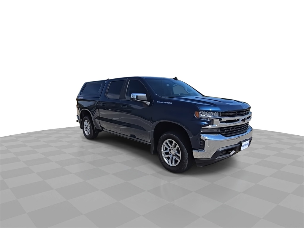 2019 Chevrolet Silverado 1500 LT photo 2