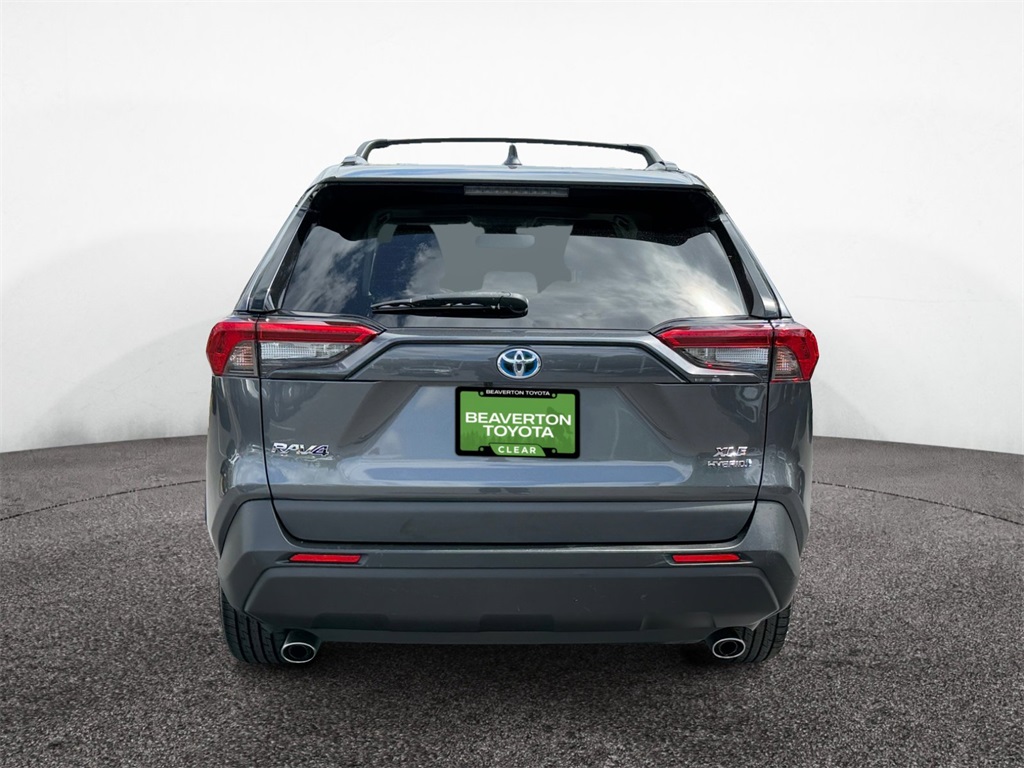 2021 Toyota RAV4 XLE Premium photo 5