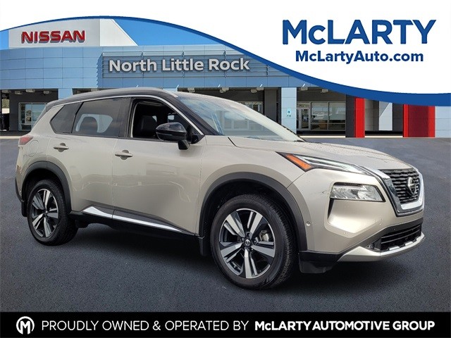 2021 Nissan Rogue Platinum's photo