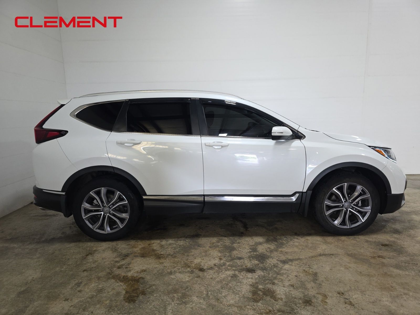 2022 Honda CR-V Touring photo 4
