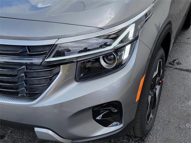 2026 Kia Seltos S photo 9