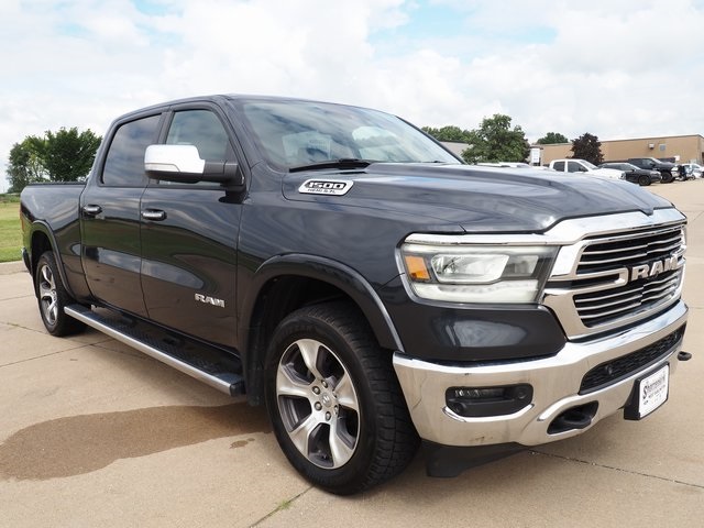 2019 Ram 1500 Laramie photo 3
