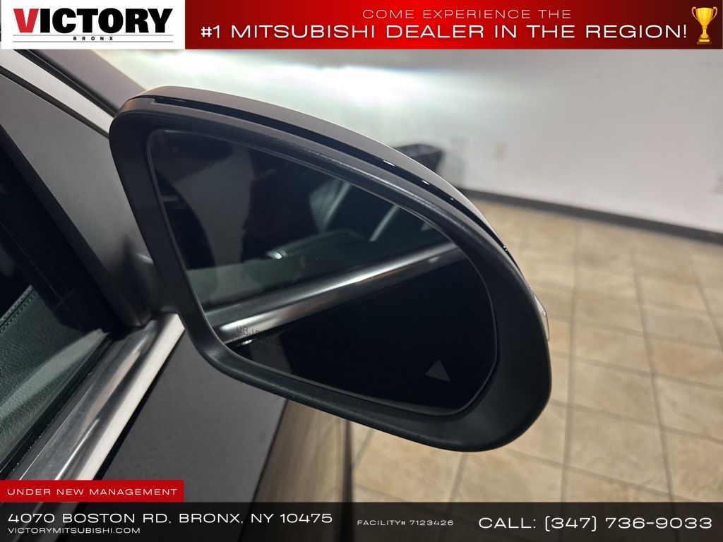 2023 Mercedes Benz GLA 250 4MATIC photo 4