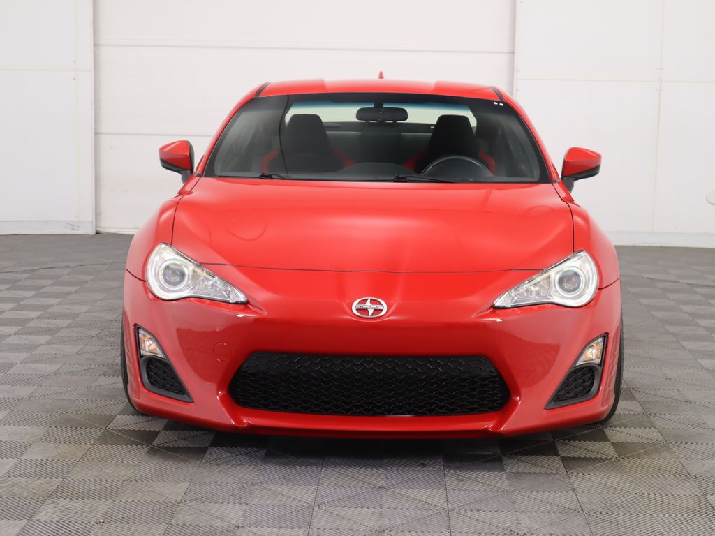 2016 Scion FR-S photo 2
