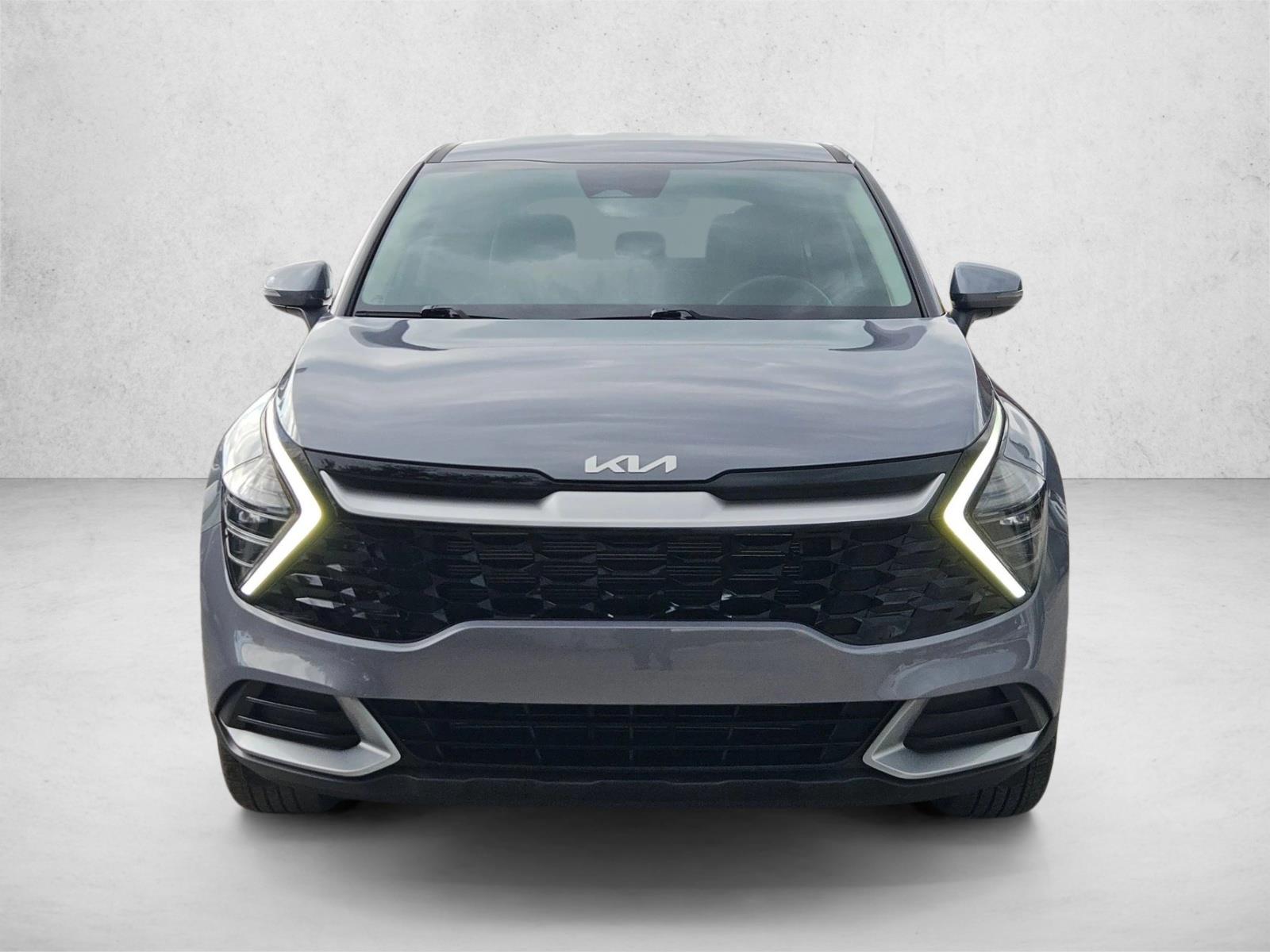 2024 Kia Sportage EX photo 2