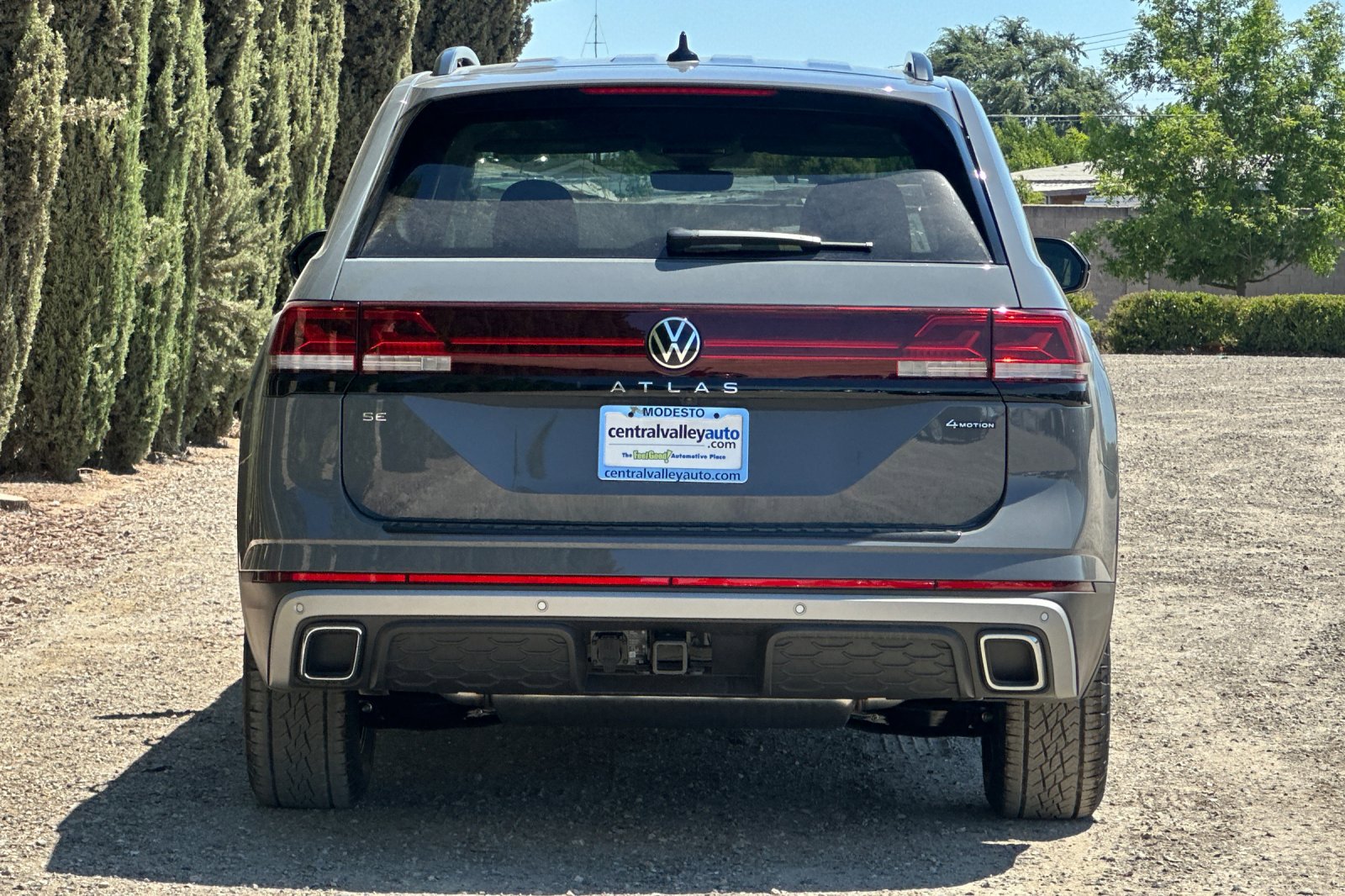 2025 Volkswagen Atlas Peak Edition SE photo 5