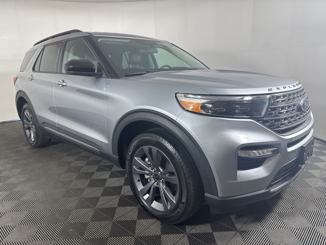 2023 Ford Explorer XLT's photo