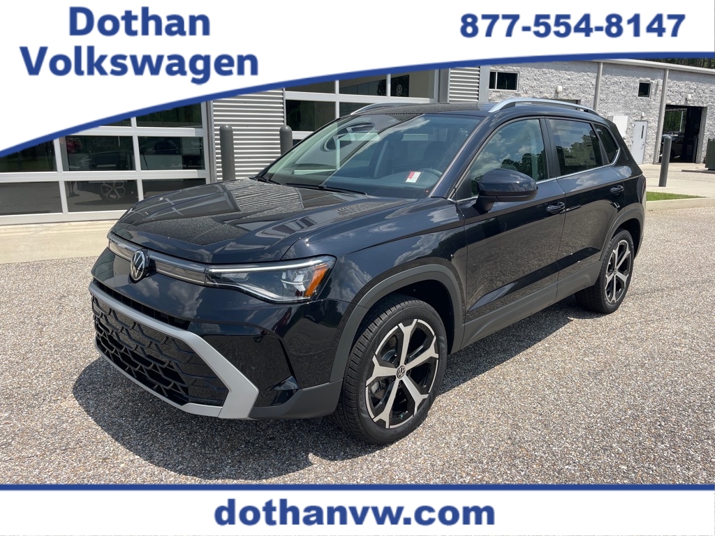 2025 Volkswagen Taos SEL's photo