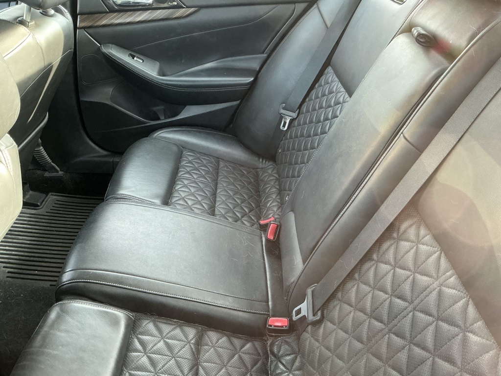 2016 Nissan Maxima Platinum photo 4