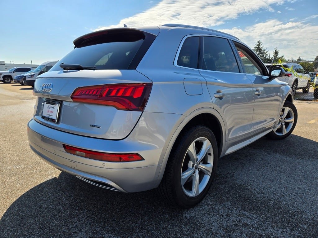 2020 Audi Q5 45 Premium Plus photo 12