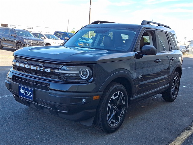 2023 Ford Bronco Sport Outer Banks photo 3