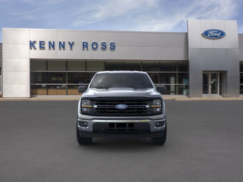 2025 Ford F-150 XLT photo 5