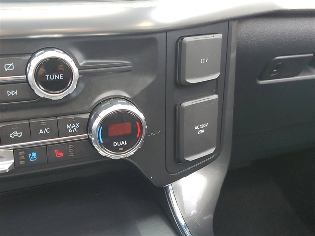2021 Ford F-150 Lariat photo 19