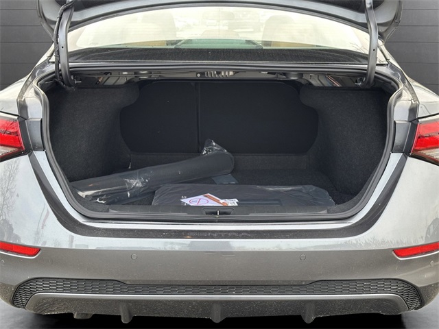 2025 Nissan Sentra SV photo 27