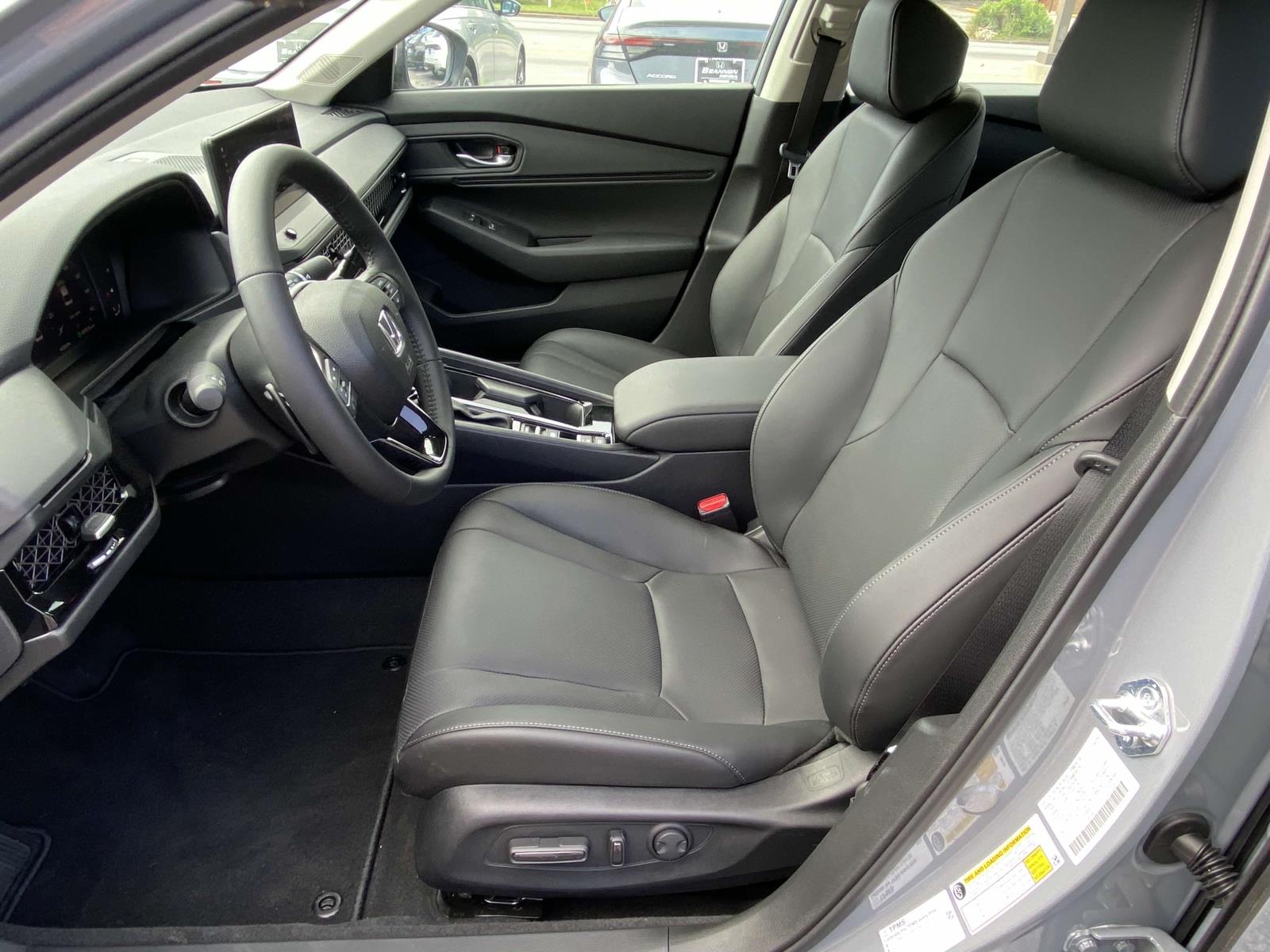2025 Honda Accord Hybrid EX-L photo 5