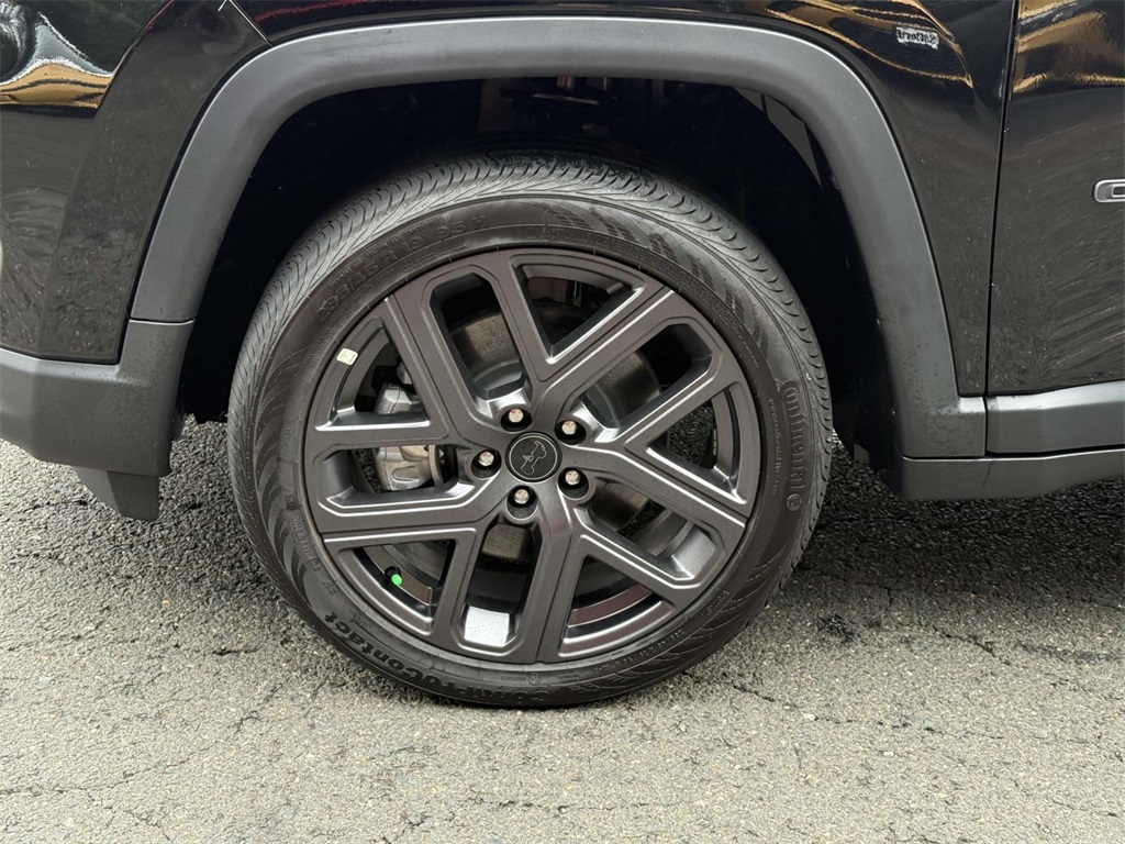 2025 Jeep Compass Limited photo 11