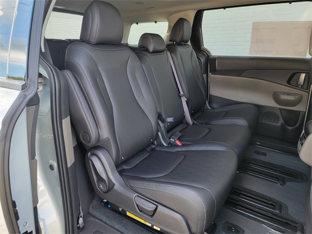 2026 Kia Carnival SX Prestige photo 15