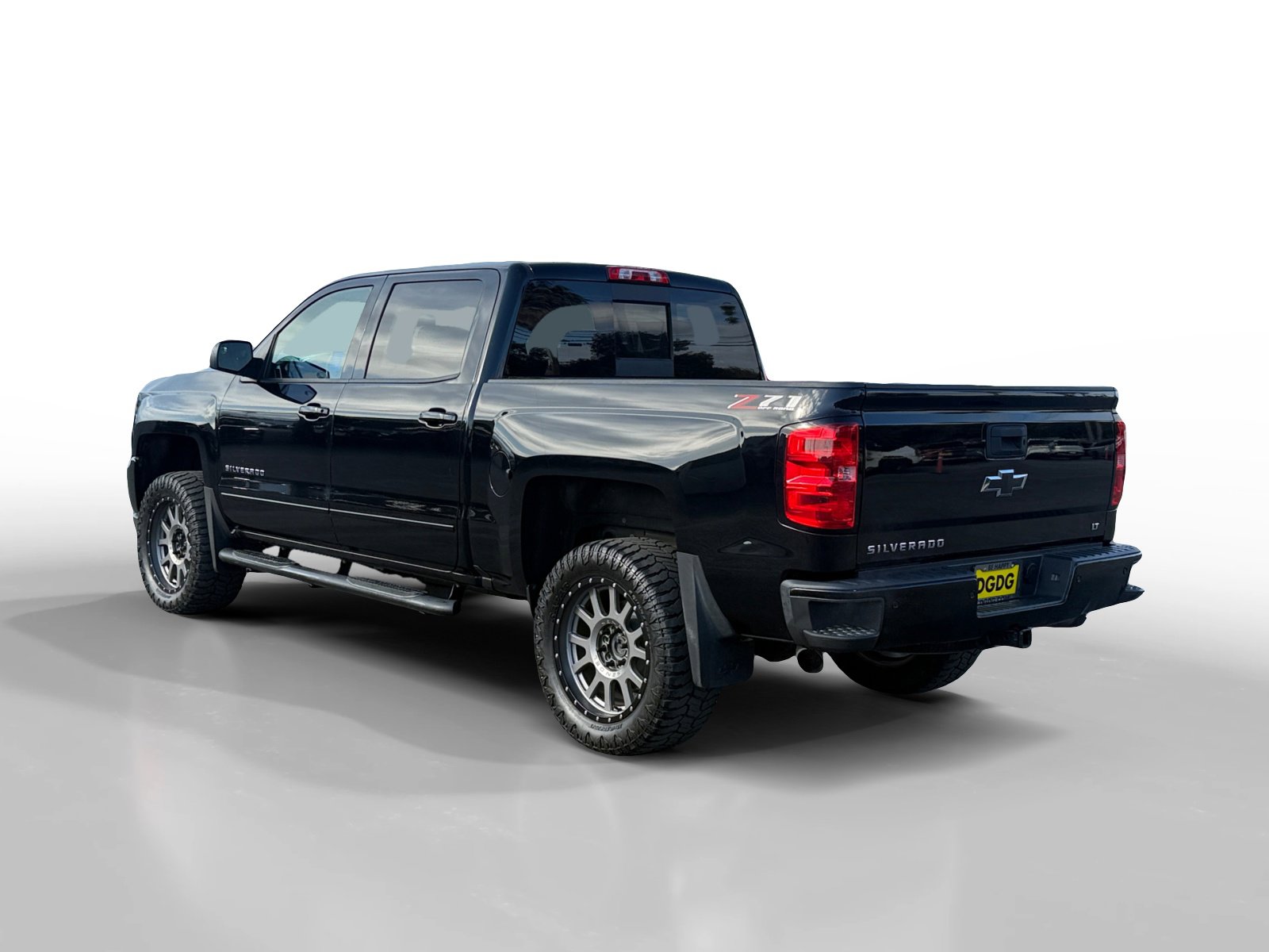 2018 Chevrolet Silverado 1500 LT photo 3