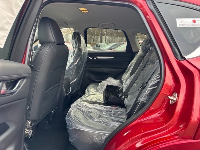 2025 Mazda CX-5 2.5 Select photo 13