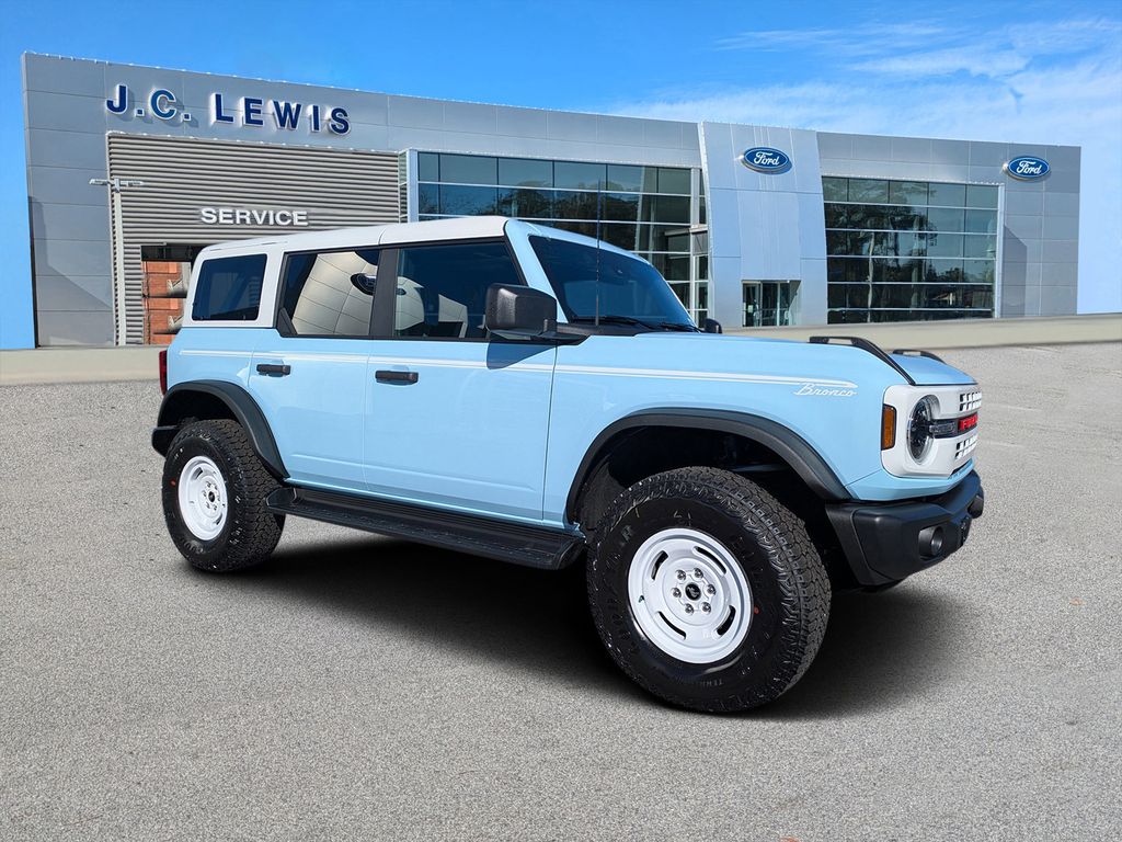 2025 Ford Bronco 4-Door Heritage Editon's photo