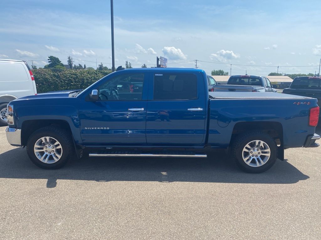 2018 Chevrolet Silverado 1500 LT photo 6