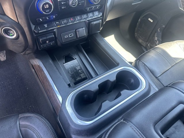 2022 Chevrolet Silverado 3500HD High Country photo 35